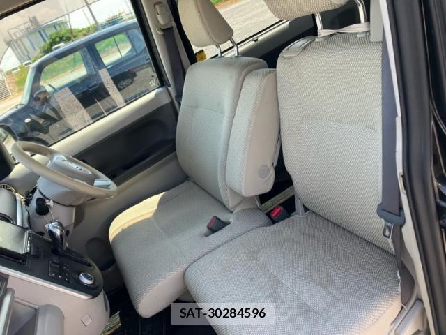 Daihatsu TANTO 2014-08 8882513-9