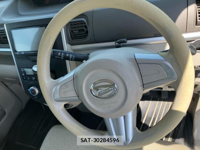 Daihatsu TANTO 2014-08 8882513-15