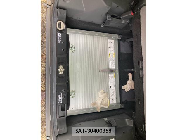 Daihatsu TANTO 2021-10 8882499-12