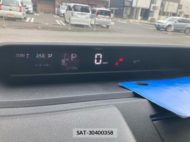 Daihatsu TANTO 2021-10 8882499-24