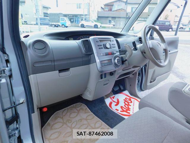 Daihatsu TANTO 2012-07 8882515-12