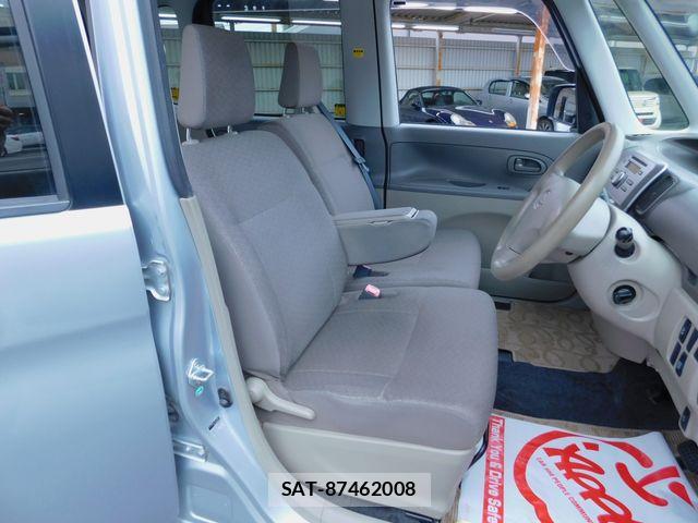 Daihatsu TANTO 2012-07 8882515-6