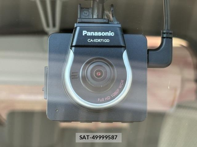 Daihatsu TANTO 2014-03 8882509-12