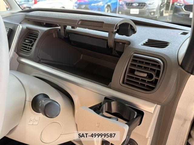 Daihatsu TANTO 2014-03 8882509-16