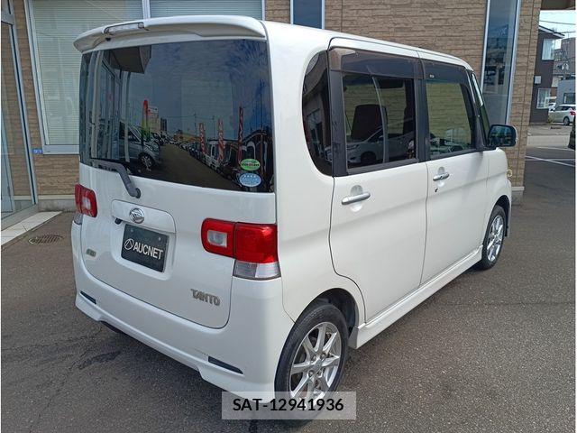 Daihatsu TANTO 2013-07 8882510-1