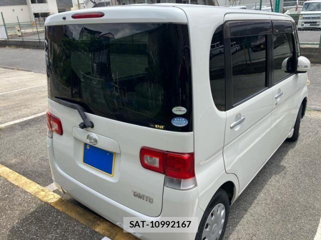 Daihatsu TANTO 2010-02 8882520-6
