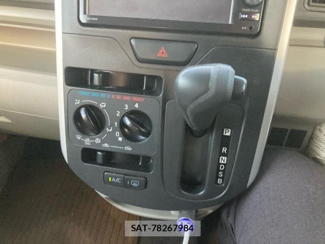 Daihatsu TANTO 2015-03 8884457-9