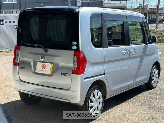 Daihatsu TANTO 2014-08 8884454-1