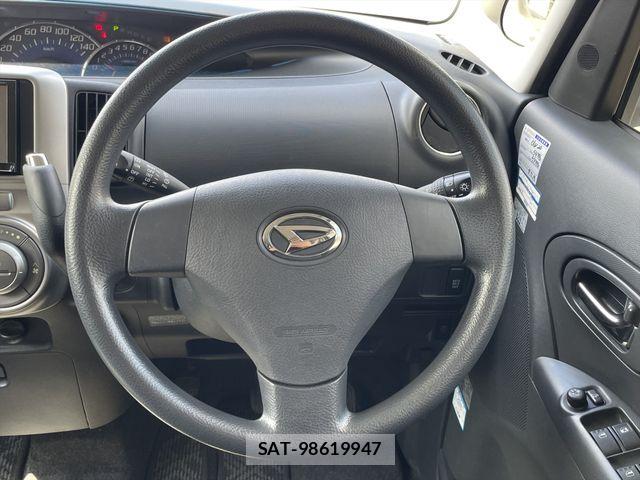 Daihatsu TANTO 2012-07 8884455-12