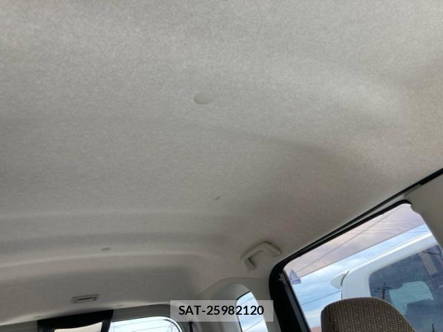 Daihatsu TANTO 2018-04 8884452-17