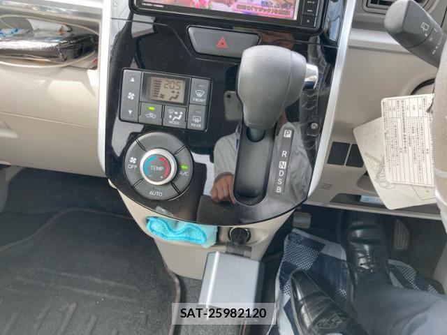 Daihatsu TANTO 2018-04 8884452-18