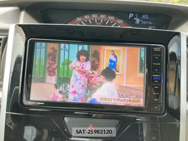 Daihatsu TANTO 2018-04 8884452-19