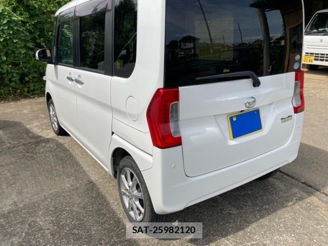 Daihatsu TANTO 2018-04 8884452-5
