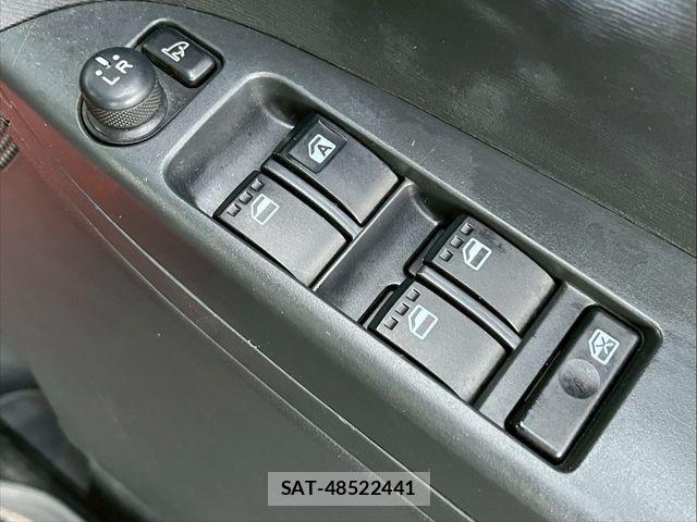 Daihatsu TANTO 2015-02 1746358-18