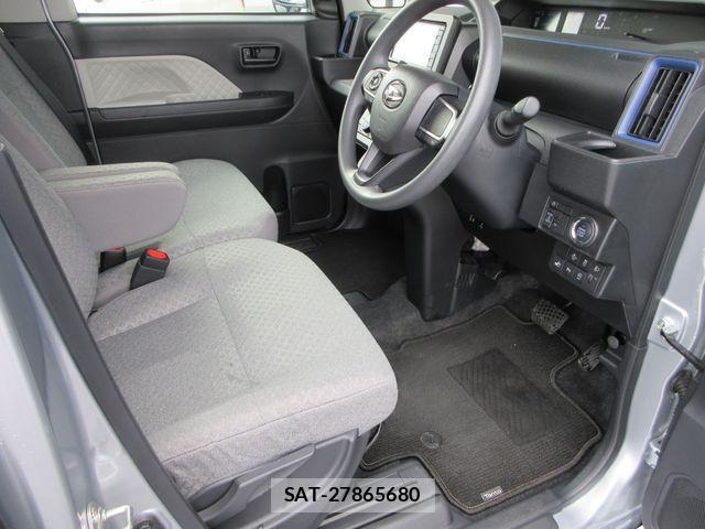 Daihatsu TANTO 2021-09 1829524-25