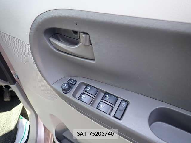 Daihatsu TANTO 2014-01 4111802-11