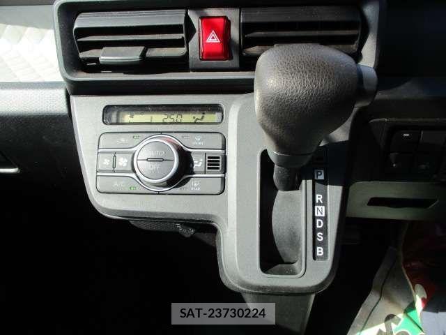 Daihatsu TANTO 2022-04 4243868-11