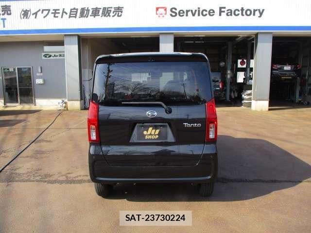 Daihatsu TANTO 2022-04 4243868-4