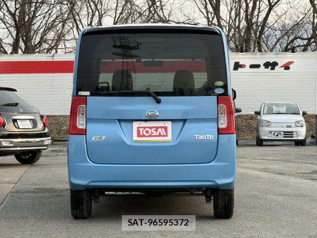 Daihatsu TANTO 2013-12 6020856-16