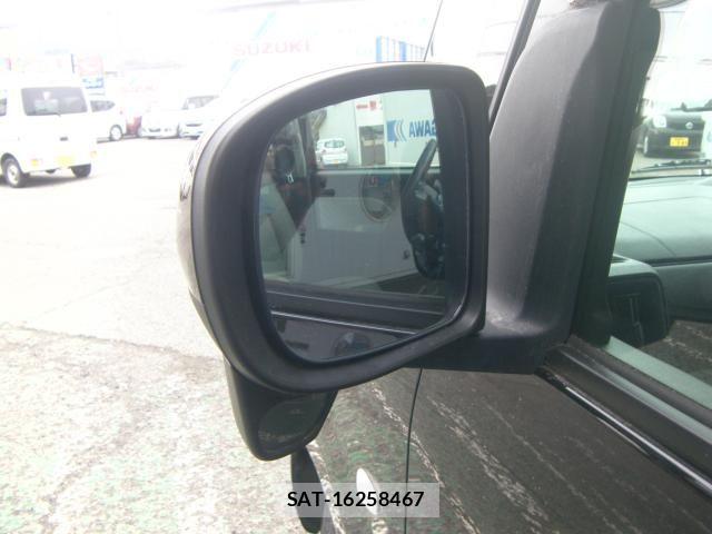 Daihatsu TANTO 2021-09 6220294-24