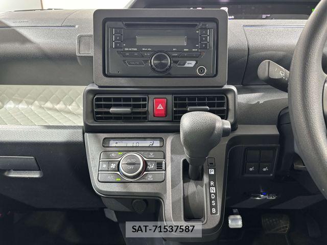 Daihatsu TANTO 2021-02 6691310-21