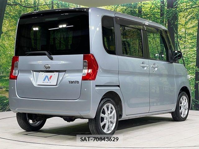 Daihatsu TANTO 2019-07 6914241-17