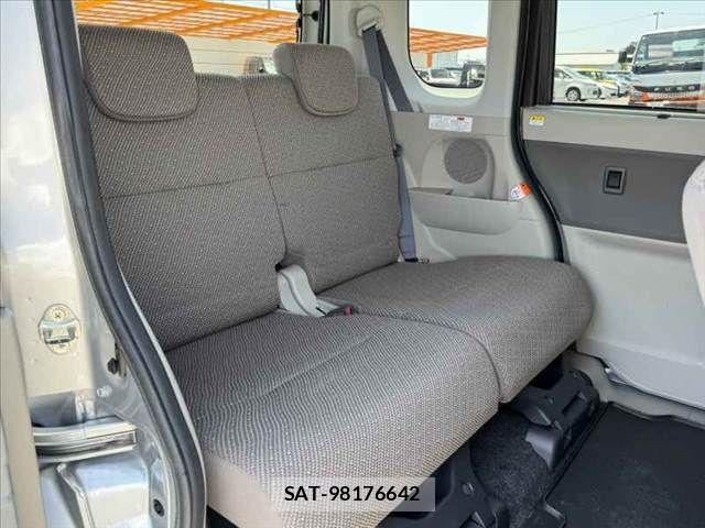 Daihatsu TANTO 2019-02 6998718-18