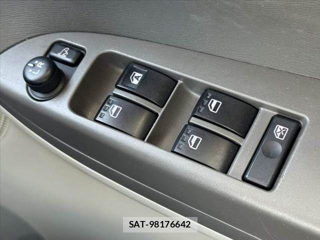 Daihatsu TANTO 2019-02 6998718-26