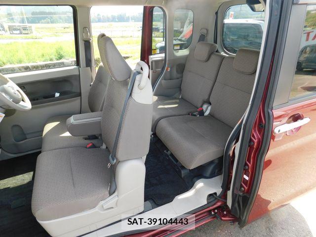 Daihatsu TANTO 2016-03 7061030-6