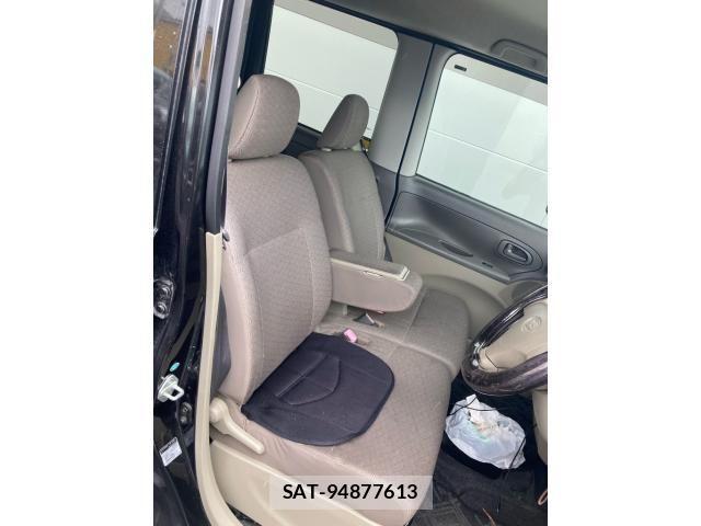 Daihatsu TANTO 2011-02 7061033-12