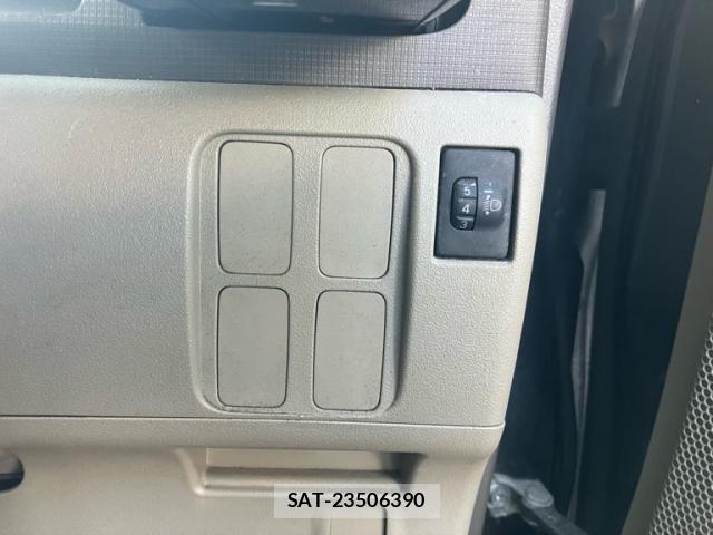Daihatsu TANTO 2010-07 7225945-16