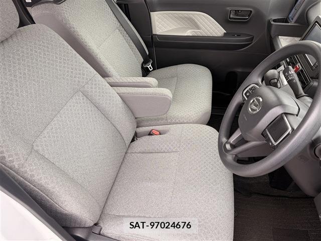 Daihatsu TANTO 2021-05 7225950-4