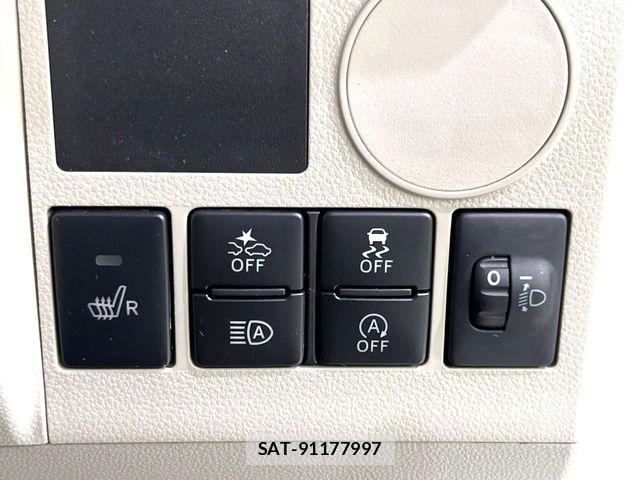 Daihatsu TANTO 2017-07 7252547-4
