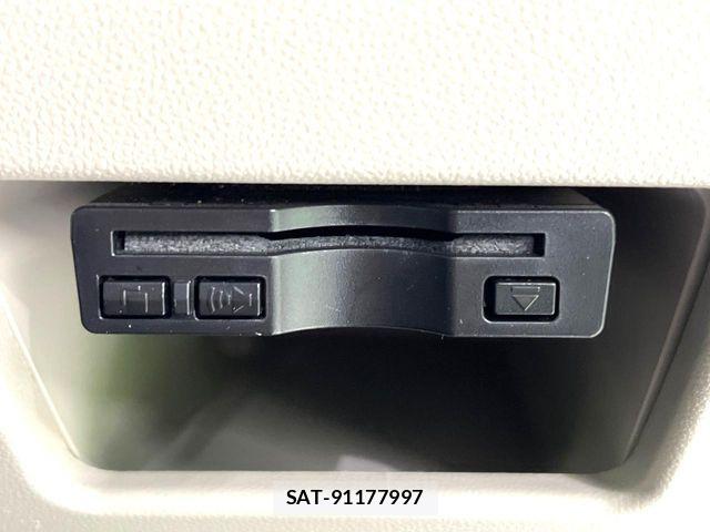 Daihatsu TANTO 2017-07 7252547-6