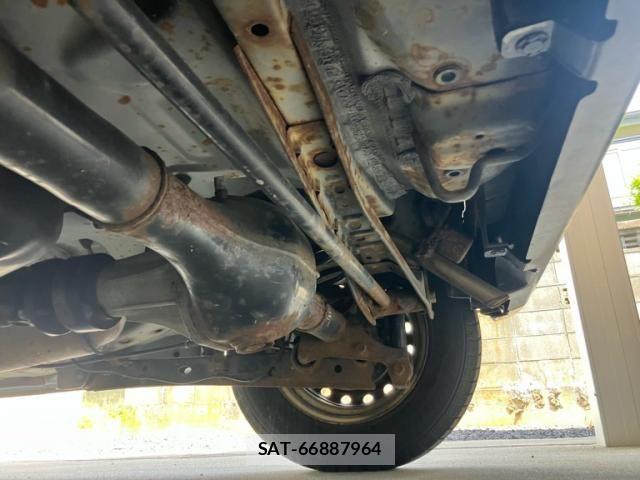 Daihatsu TANTO 2012-03 7250328-16