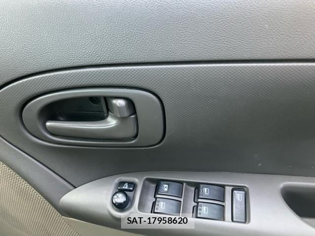 Daihatsu TANTO 2010-11 7273098-16