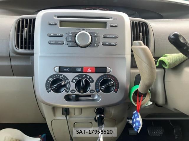 Daihatsu TANTO 2010-11 7273098-17