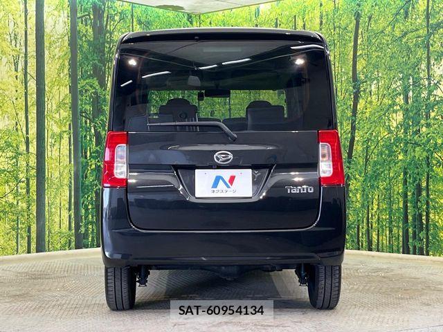 Daihatsu TANTO 2017-08 7330567-14
