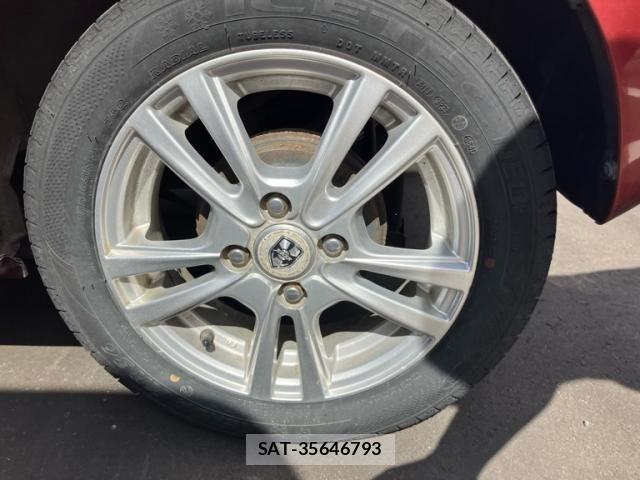 Daihatsu TANTO 2014-01 7510228-24