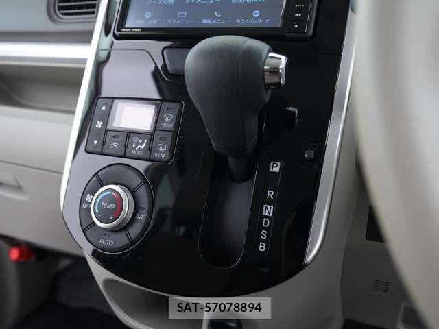 Daihatsu TANTO 2018-09 7620731-12