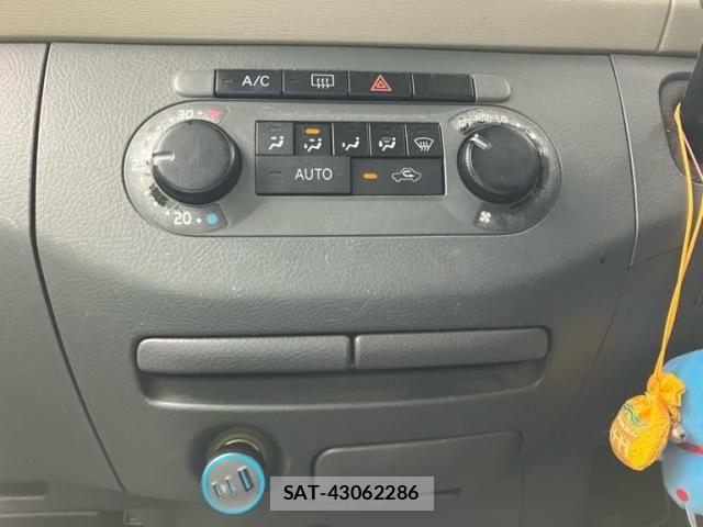 Daihatsu TANTO 2004-09 7729670-19