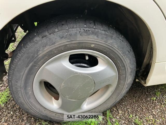 Daihatsu TANTO 2004-09 7729670-5