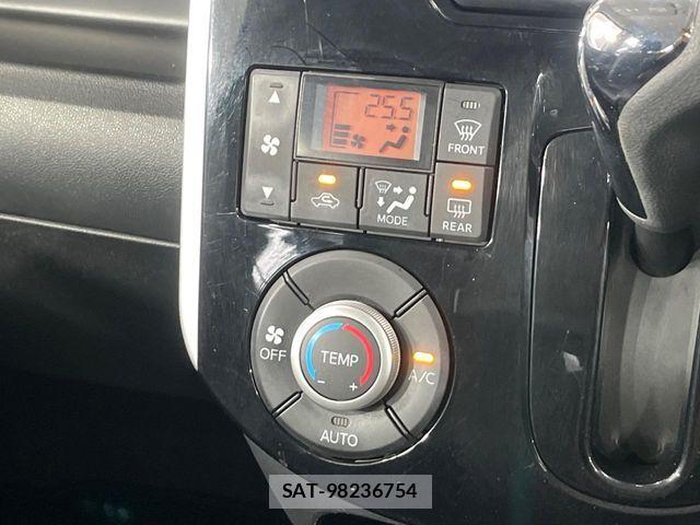 Daihatsu TANTO 2013-11 7789745-6