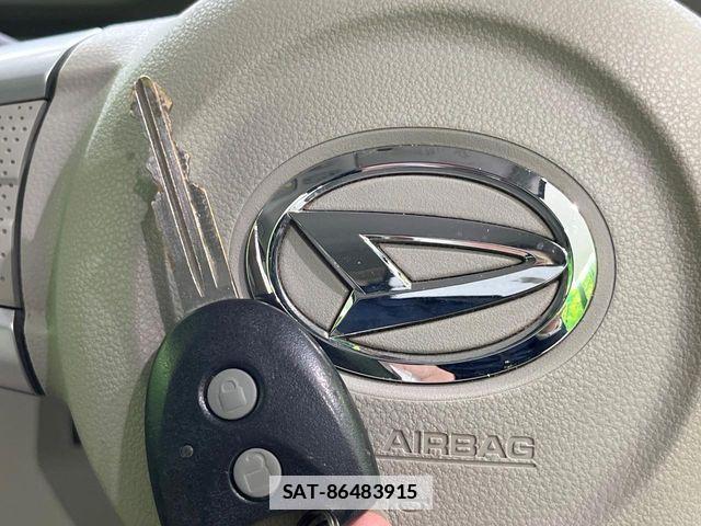 Daihatsu TANTO 2015-02 7879901-6
