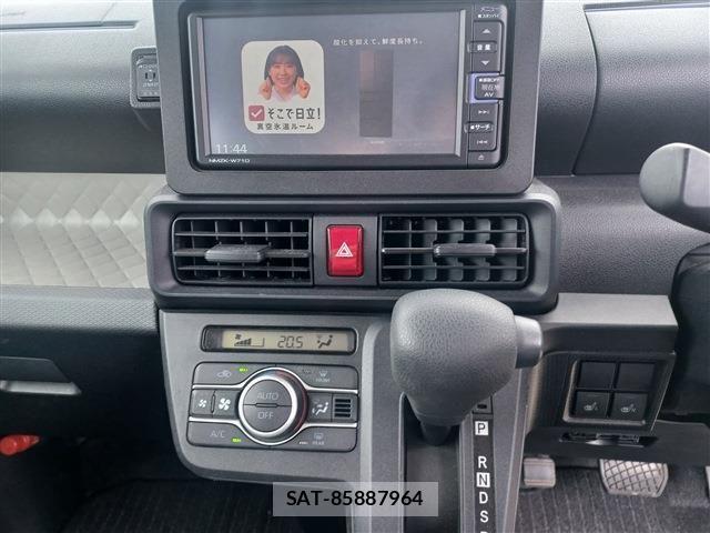 Daihatsu TANTO 2021-05 7879899-9