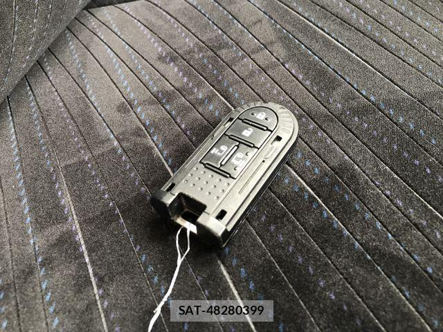 Daihatsu TANTO 2017-01 7879898-25
