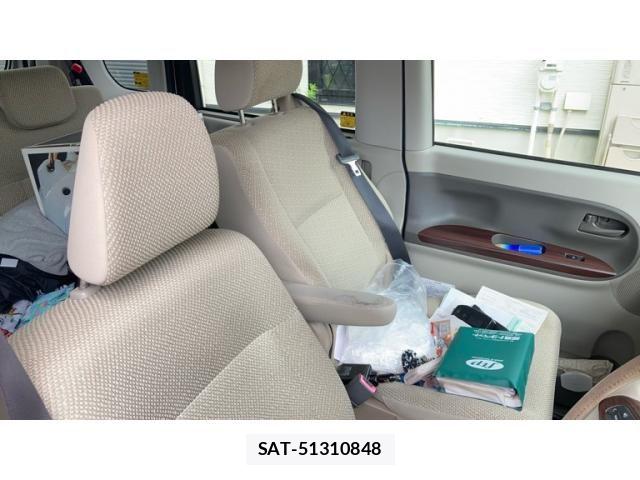 Daihatsu TANTO 2015-07 7964073-12