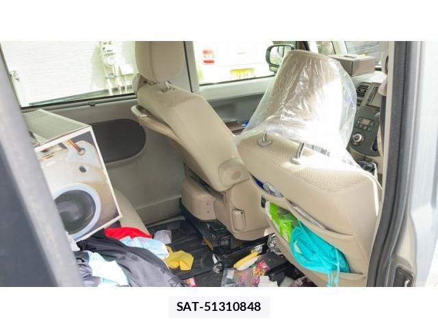 Daihatsu TANTO 2015-07 7964073-25