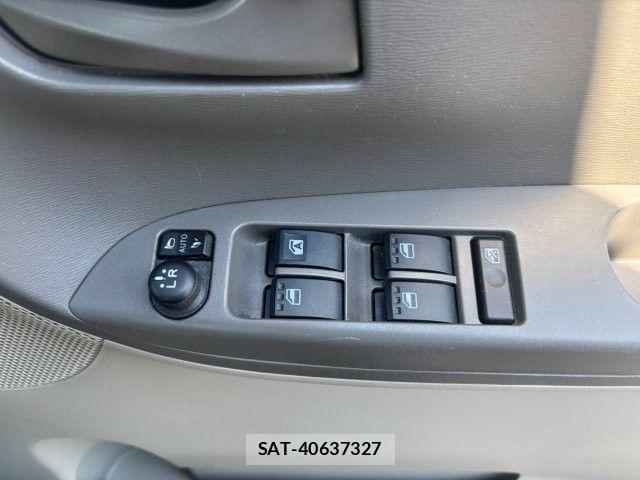 Daihatsu TANTO 2016-03 7981271-11