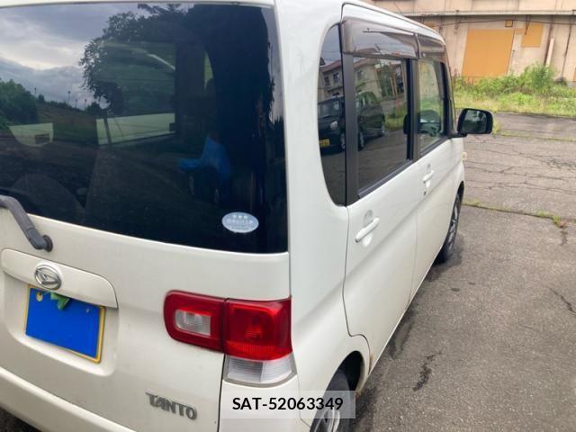 Daihatsu TANTO 2008-12 8038684-11